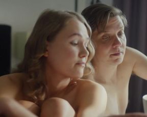 Hot scene Essi Hellen, Miina Penttinen Nude - Donna s01 (2017) 