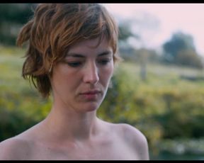 Hot celebs video Louise Bourgoin nude – Je suis un soldat (2015) 
