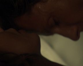 Hot actress Eliza Dushku nude - Dollhouse S02 E01 (2009) 