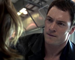 Hot actress Eliza Dushku nude - Dollhouse S02 E01 (2009) 