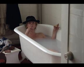 Hot celebs video Georgia Scalliet, Elsa Lepoivre, Florence Viala - Les Trois Soeurs (2015) 