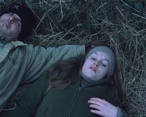 Hot actress Adélaïde Leroux Nude - Flandres (FR 2006) 