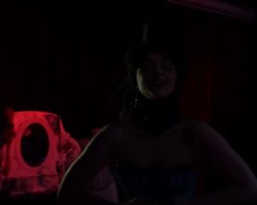 Burlesque Strip SHOW - Lyalya Bezheckaya