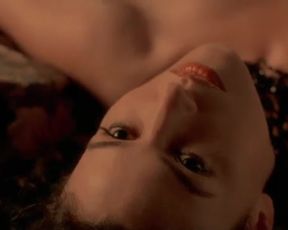 Hot celebs video Monica Bellucci Nude - Le pacte des loups (2001) 