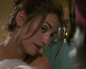 Actress Penelope Cruz nude - Woman on Top (2000)