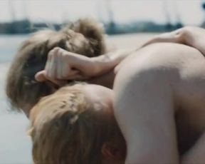 Jaanika Arum Nude - Polaarpoiss (2016)