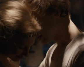 Jaanika Arum Nude - Polaarpoiss (2016)