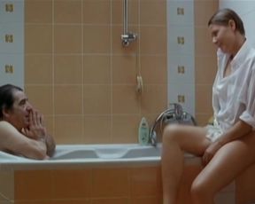 Natasa Dorcic nude - Neka ostane medju nama (2010)