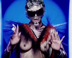 Rose McGowan nude - RM486 (2015)