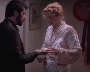 Penelope Ann Miller - Carlito's Way (1993)