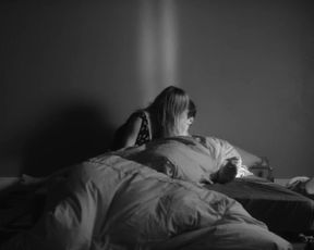 Julia Jentsch Nude - Die Habenichtse (2016)