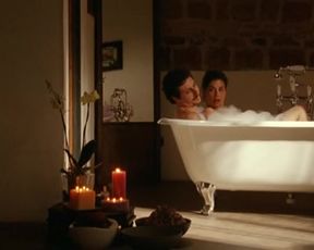 Giulia Michelini Nude - Immaturi (2011)