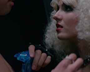 Victoria Justice - Naomi and Ely's No Kiss List (2015)