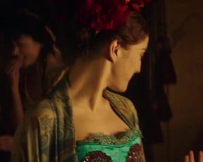Maria Valverde nude - The Limehouse Golem (2017)