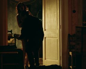 Monica Bellucci nude (Malena UNCUT Scene)