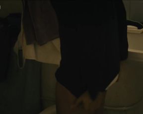 Hot scene Nailia Harzoune Nude - Renaitre (2015) 