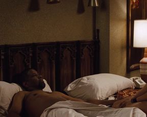 Paula Patton nude - 2 Guns (2013)