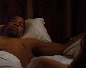 Paula Patton nude - 2 Guns (2013)