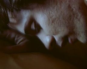 Molly Parker, Alisha Klass - The Center of the World (2000)