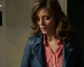 TV show scene Mersiha Husagic - Bad Cop - kriminell gut s01e03 (2017) 