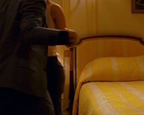 Naked scenes Natalie Portman nude - Hotel Chevalier (2007)