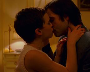 Naked scenes Natalie Portman nude - Hotel Chevalier (2007)