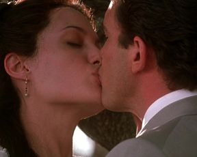 Naked scenes Angelina Jolie's - ORIGINAL SIN