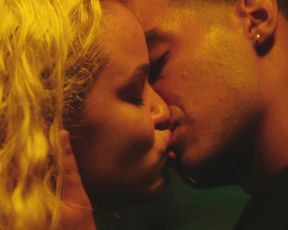 Celebs Morgan Saylor, India Menuez - White Girl (2016)