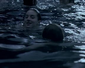 Celebs Maria Valverde, Eva Green nude - Cracks (2009)
