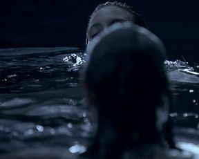 Celebs Maria Valverde, Eva Green nude - Cracks (2009)