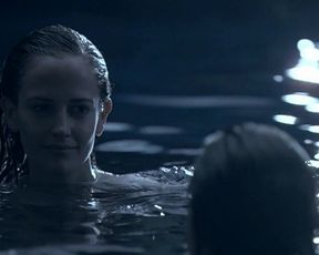 Celebs Maria Valverde, Eva Green nude - Cracks (2009)
