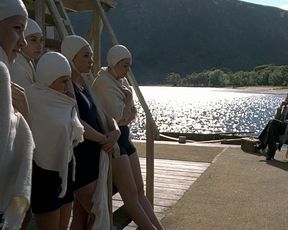 Celebs Maria Valverde, Eva Green nude - Cracks (2009)