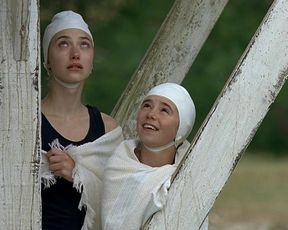 Celebs Maria Valverde, Eva Green nude - Cracks (2009)
