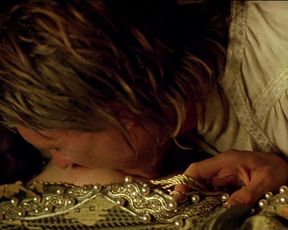 Sexy Esther Nubiola - Tirante El Blanco 