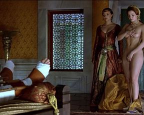 Sexy Esther Nubiola - Tirante El Blanco 