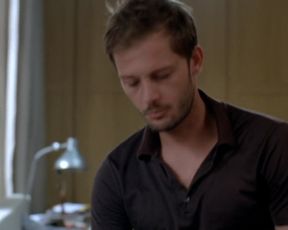 Explicit sex scene Marina Fois & Elodie Bouchez - Happy Few (2010) Adult video from the movie