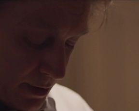 TV show scene Miriam Leone - 1992 S01E02 (2015) 