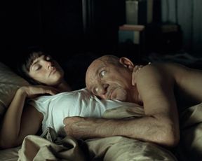 Penelope Cruz nude - Elegy (2008)