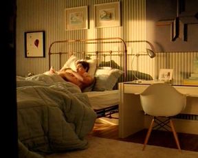 Marisol Ribeiro, Priscilla Sol, Thaila Ayala - Apneia (2015)