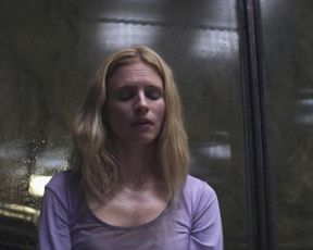 TV show scene Paz Vega, Brit Marling - The OA S01E05 (2016) 