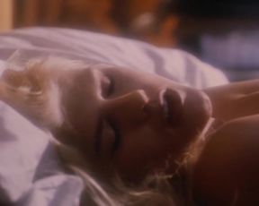 Anna Nicole Smith Nude - To the Limit (1995)