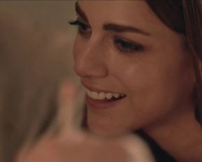 Naked scene Miriam Leone nude - 1992 S01E01 (2015) TV show nudity video