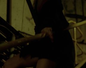 Paris Hilton Sexy nude - House of Wax (2005)