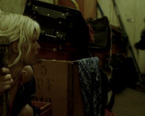 Paris Hilton Sexy nude - House of Wax (2005)