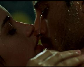 Naked scenes Ana De Armas nude - Sex, Party and Lies (Mentiras y gordas 2009)