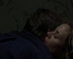 Sexy Maria Bello nude - A History of Violence (2005) 