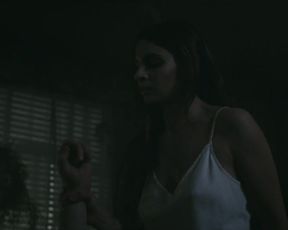 Marilyn Castonguay Sexy - Wild Skin (2016)