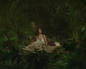 Marilyn Castonguay Sexy - Wild Skin (2016)