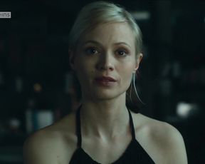 Sexy Mavie Hörbiger, Julia Koschitz - Spuren des Bösen. Begierde (2016) TV show scenes