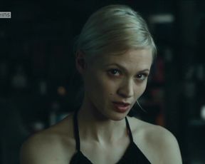 Sexy Mavie Hörbiger, Julia Koschitz - Spuren des Bösen. Begierde (2016) TV show scenes